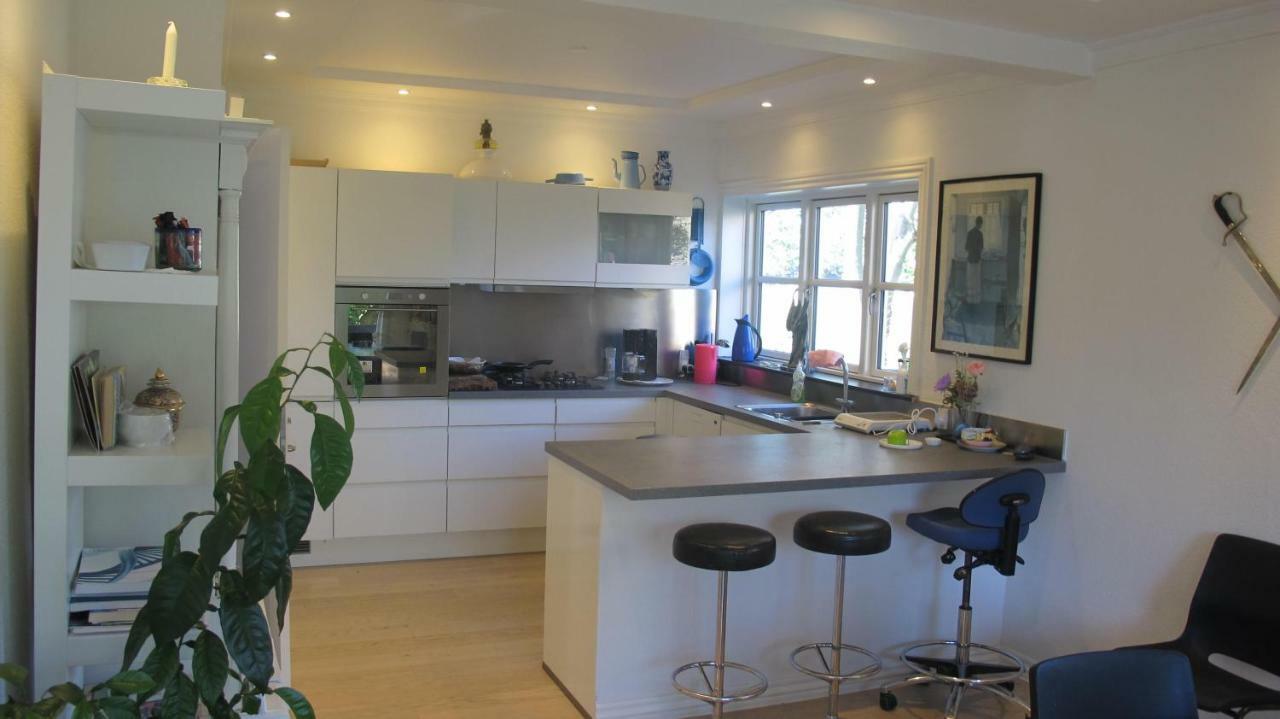 Guesthouse Sharon Apartments Århus Екстериор снимка